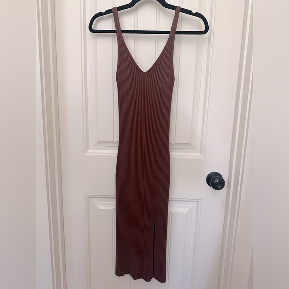 Abercrombie & Fitch Chocolate Brown Knit Midi Dress - Picture 2 of 9